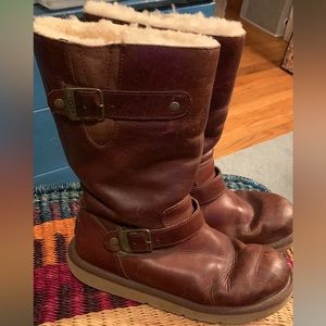 Great UGG boots! The Kensington